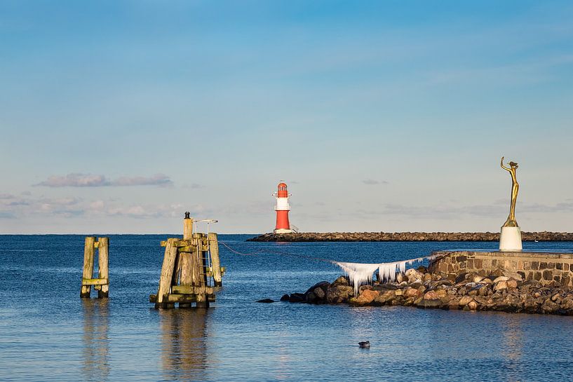 Mole an der Ostseeküste in Warnemünde van Rico Ködder