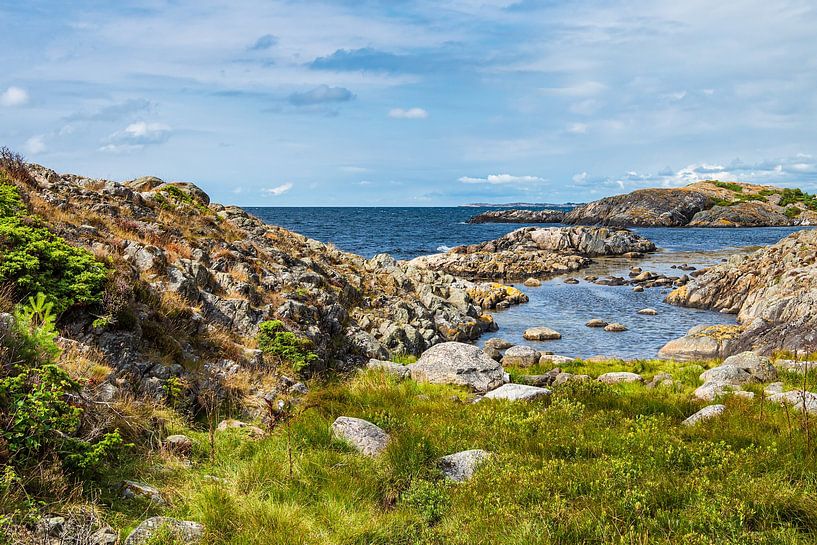 Landschap op het schiereiland Kalvehageneset in Noorwegen van Rico Ködder