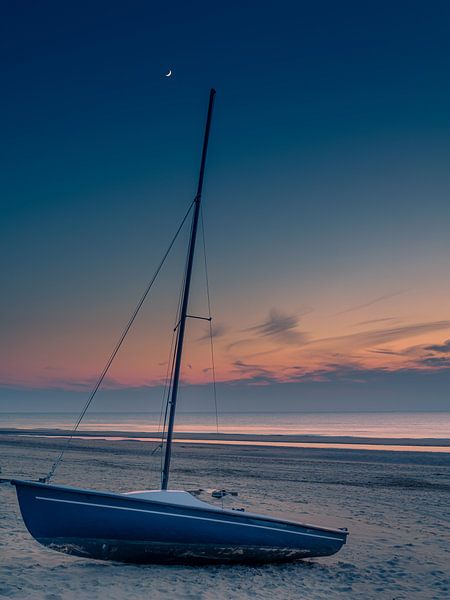 Segelboot bei Sonnenuntergang von Patrick Herzberg