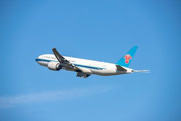 China South Cargo, registratienummer B 2072. Een Boeing 777F