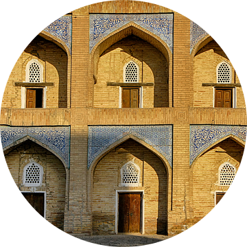 Oude gevel in Khiva Oezbekistan van Yvonne Smits