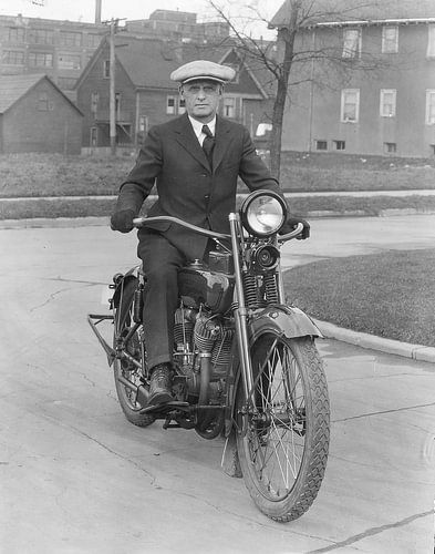 Walter Harley Davidson