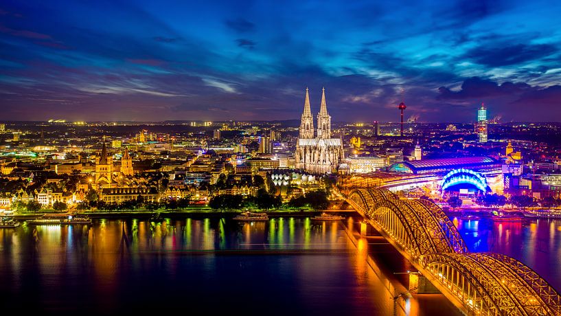 Cologne by Günter Albers