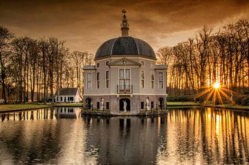 Zonsopkomst bij De Trompenburgh van Connie de Graaf