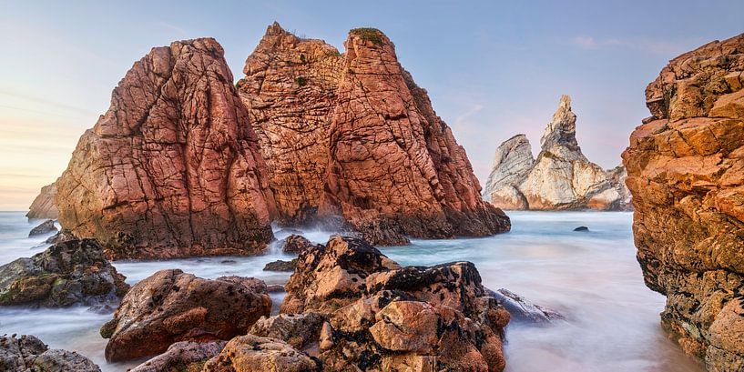 Praia da Ursa I by Rainer Mirau