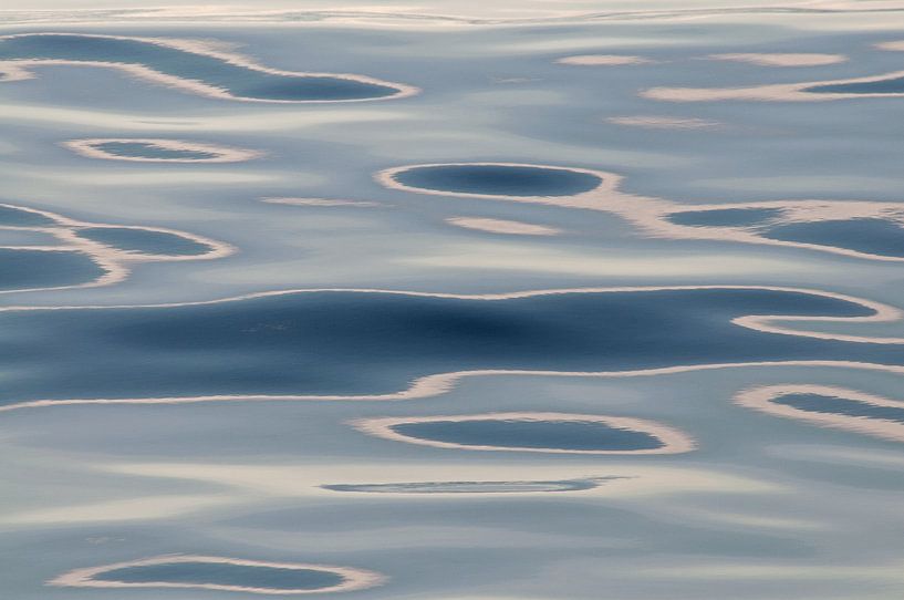 Colours of the Ocean by Peter Zwitser