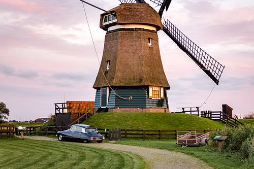 Citroën DS by Sim Van Gyseghem