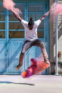 Skater - Kickflip mit Holipulver van Felix Brönnimann