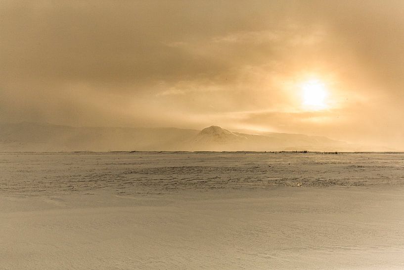 Bijzonder beeld zomaar ergens in IJsland van Paul Weekers Fotografie