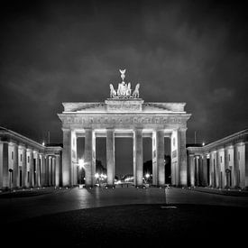 Brandenburger Tor BERLIN sw von Melanie Viola