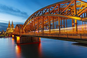 Cologne Cathedral by night by Walter G. Allgöwer