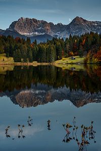 Alpen-Panorama am Geroldsee: Spiegelung der Karwendel-Berge