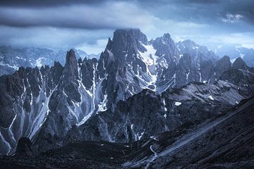 Blaue Stunde bei der Cadini di Misurina von Daniel Gastager