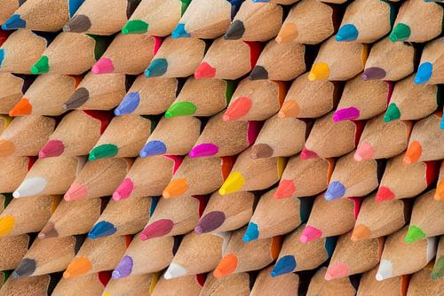 Collectie van bont gekleurde potloden