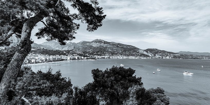 Menton on the Côte d'Azur in France - monochrome by Werner Dieterich