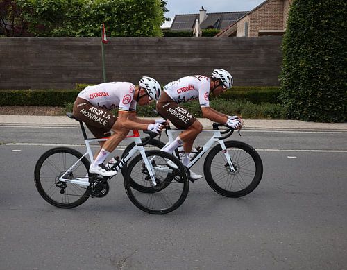 Greg Van Avermaet and Oliver Naesens looking for the lead group