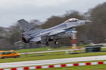 Panningshot F-16 (J-003) Royal Air Force.