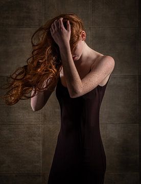 Porträt eines rothaarigen Modells von Caroline Martinot