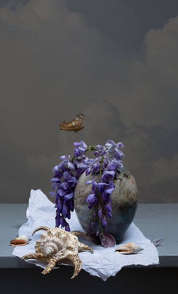 Still life Wisteria, wisteria, with shell by Willy Sengers