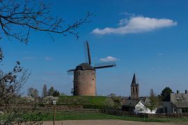 Dutch windmill in Zeddam, Holland by Patrick Verhoef
