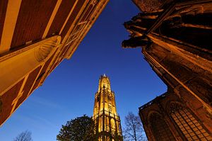 Bâtiment de l'Académie, tour du Dom et église du Dom à Utrecht, photo 2 sur Donker Utrecht