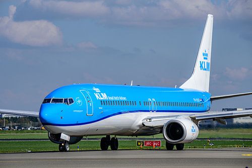 KLM Boeing 737-900 passagiersvliegtuig.