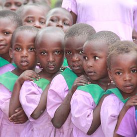Oegandese kinderen  von Puck Peute