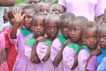 Oegandese kinderen  van Puck Peute