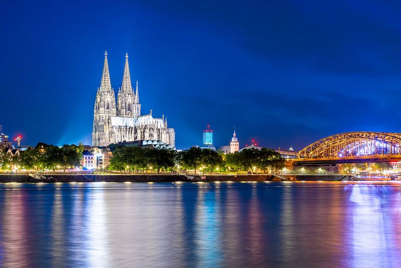 Cologne by Günter Albers