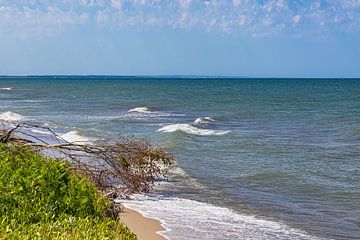 Strand aan de Oostzeekust bij Rosenort in Rostock Heide van Rico Ködder