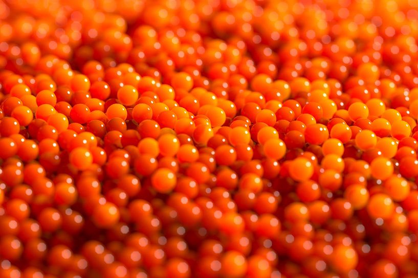Orangefarbene Perlen von Jörg Hausmann