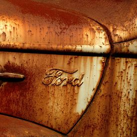 Detail of rusty orange with white old Ford. by Alice Berkien-van Mil