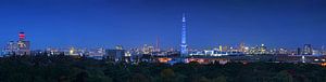 Berlin Skyline zur blauen Stunde