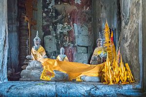 Liggende Boeddha in Angkor Wat, Cambodja van Rietje Bulthuis