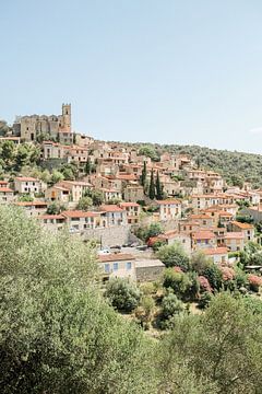 Mountain village in southern France in pastel shades by Jasmijn Brussé