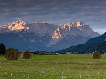 Ochtendstemming op de Zugspitze van Andreas Müller