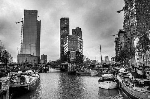 Straatbeeld over de oude haven