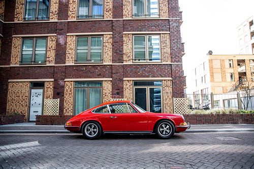 Klassischer roter Porsche 911