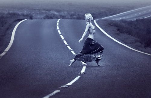 Vrouw is snel weg, sexy naaktmodel