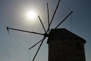 Oude windmolen in Turkije van Marieke Funke