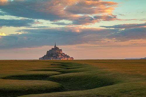 First light in Le Mont Saint Michel