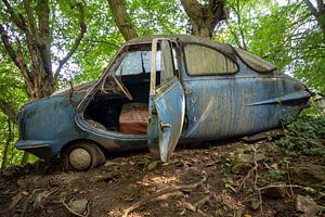 Decay Car sur Henny Reumerman