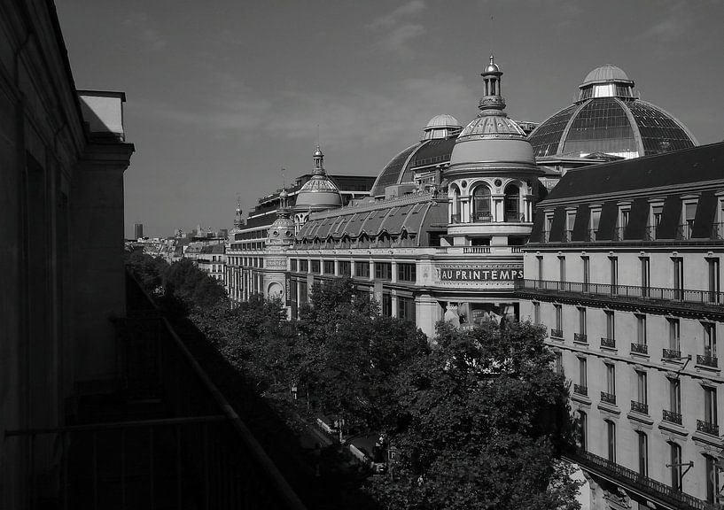 Au Printemps Paris by Herman Moor