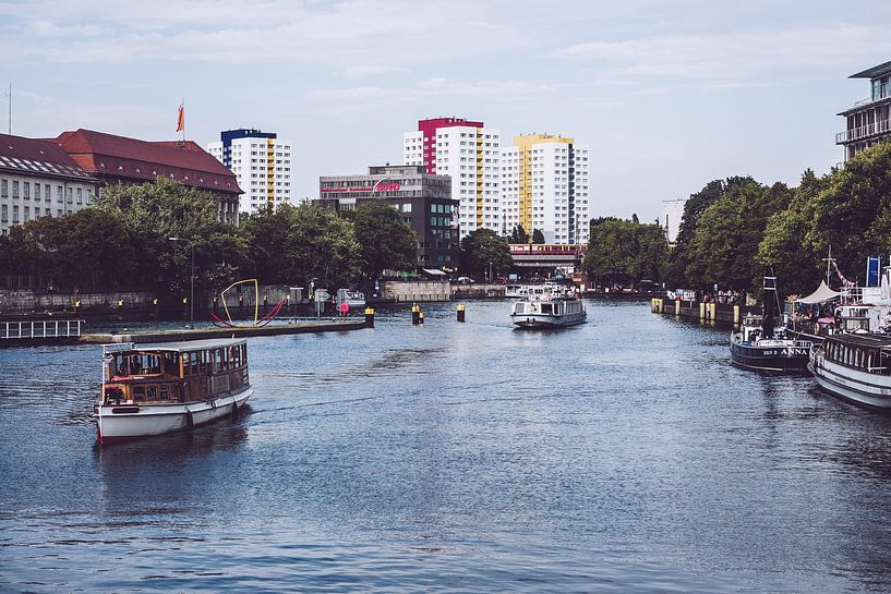 Berlijn - Uitzicht over de Spree van Alexander Voss