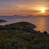 Sardijnse zuidkust en een ondergaande zon van Joran Quinten