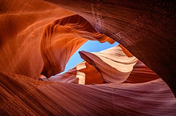 Structures in Antelope Canyon by Gerry van Roosmalen