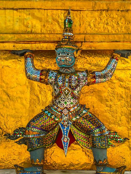 Bewaker van de tempel, Thailand van Rietje Bulthuis