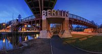 Brücke in Berlin mit Schriftzug von Frank Herrmann Miniaturansicht