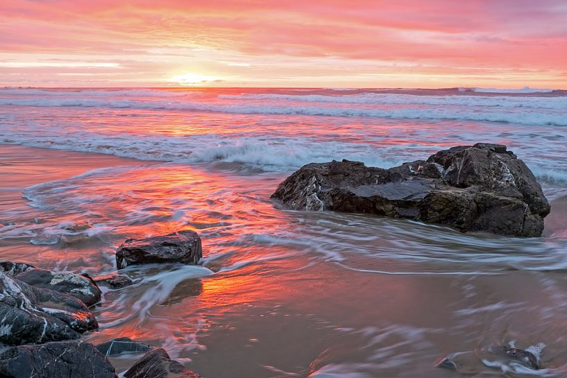 Incredible sunset at the atlantic ocean in Portugal par Eye on You