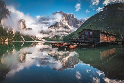 Pragser WIldsee in het Dolomietenpanorama